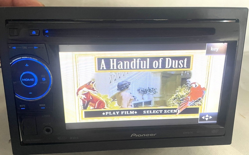 PIONEER AVH-P1400 Multimedia DVD Receiver 5.8" Widescreen Touch Display USB ipod