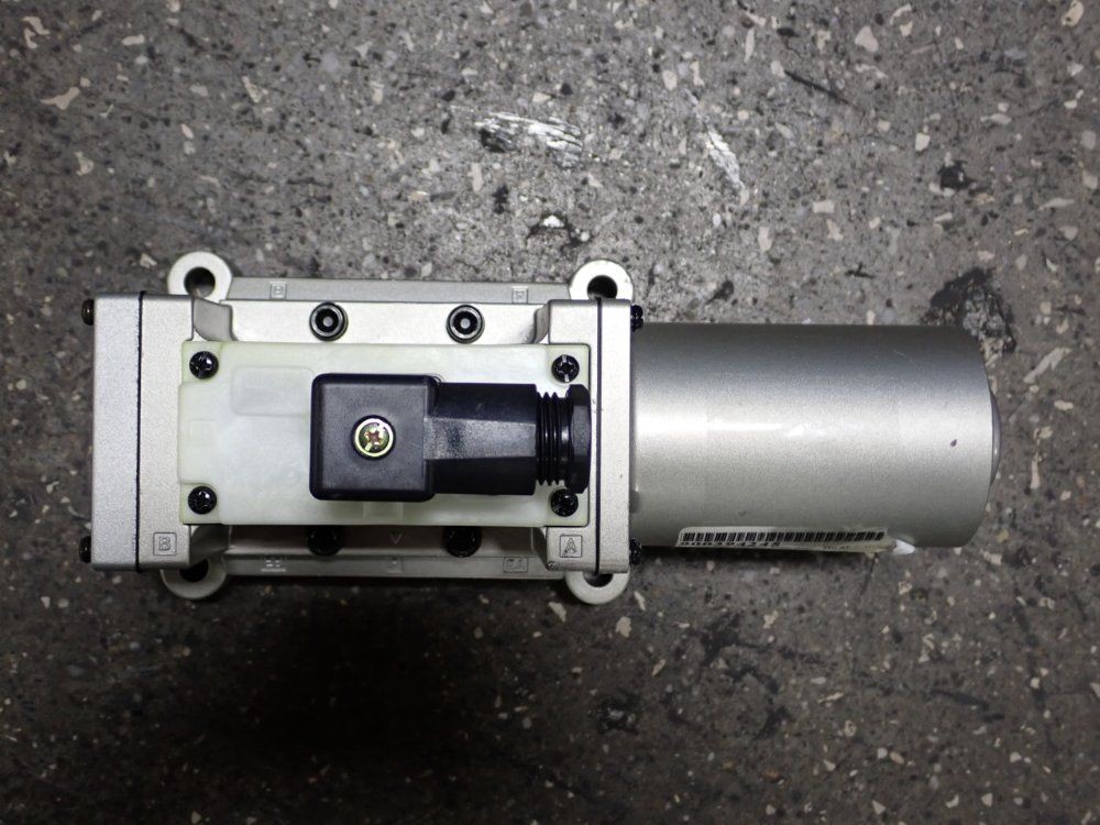 SMC VS4140 SOLENOID VALVE 03260220028