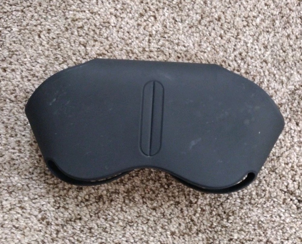 Apple Airpods Max Lightning