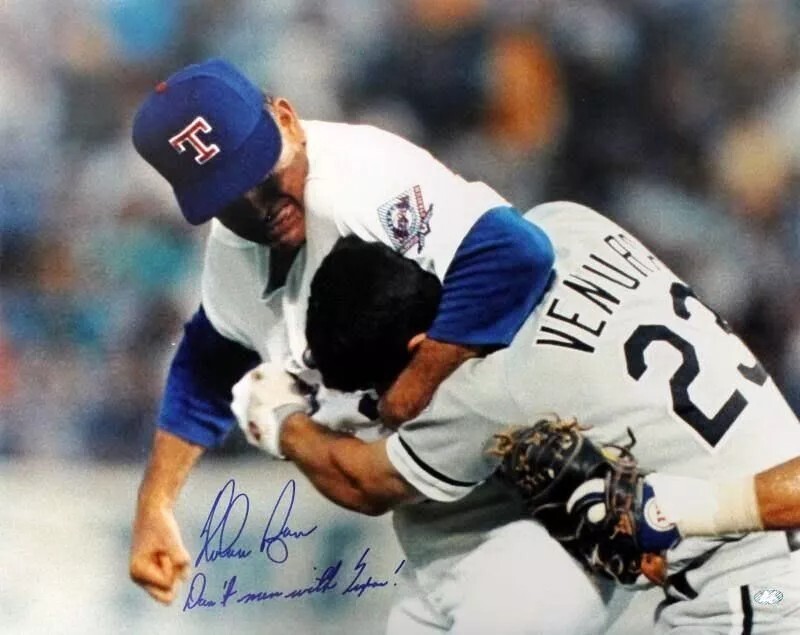 NOLAN RYAN REPRINT SIGNED A4 SIZE 8"X11" PHOTO.