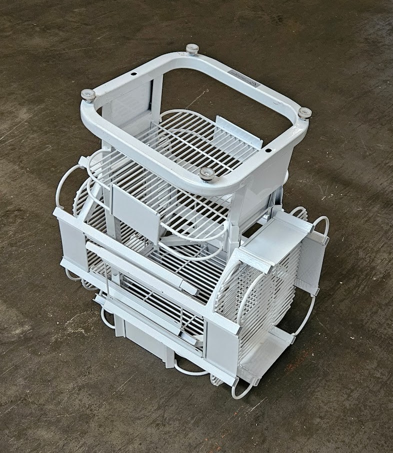 NIB Heavy Duty Retail Display Shelf Shelving