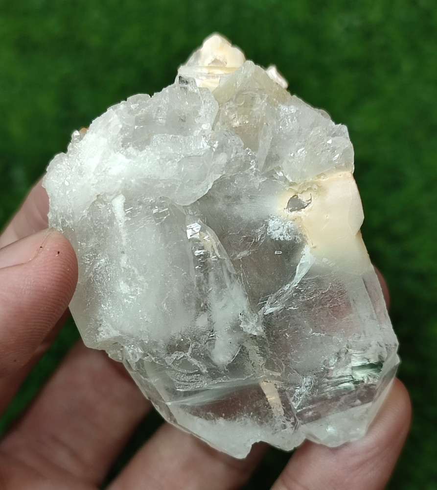 Amphibole Quartz Specimen Having Beautiful Growth-Pak.