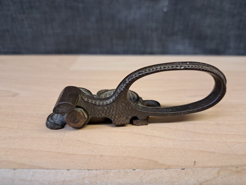 Victorian Style Lock Handle Keyhole