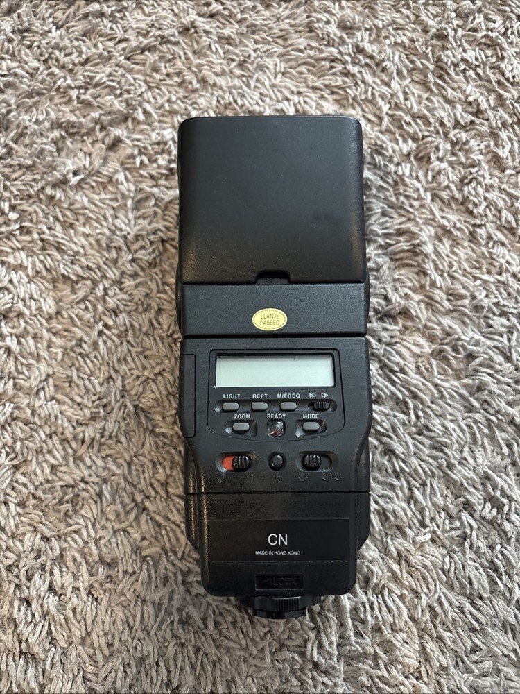 Quantaray QTB 7500A Shoe Camera Mount Flash (O6)