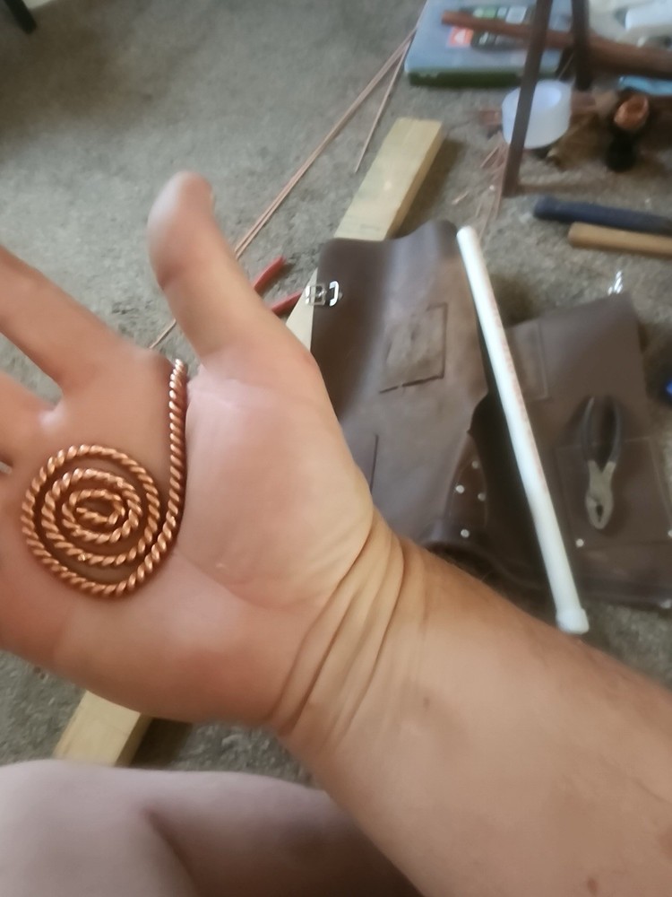 Lost Cubit Tensor Hand Activator