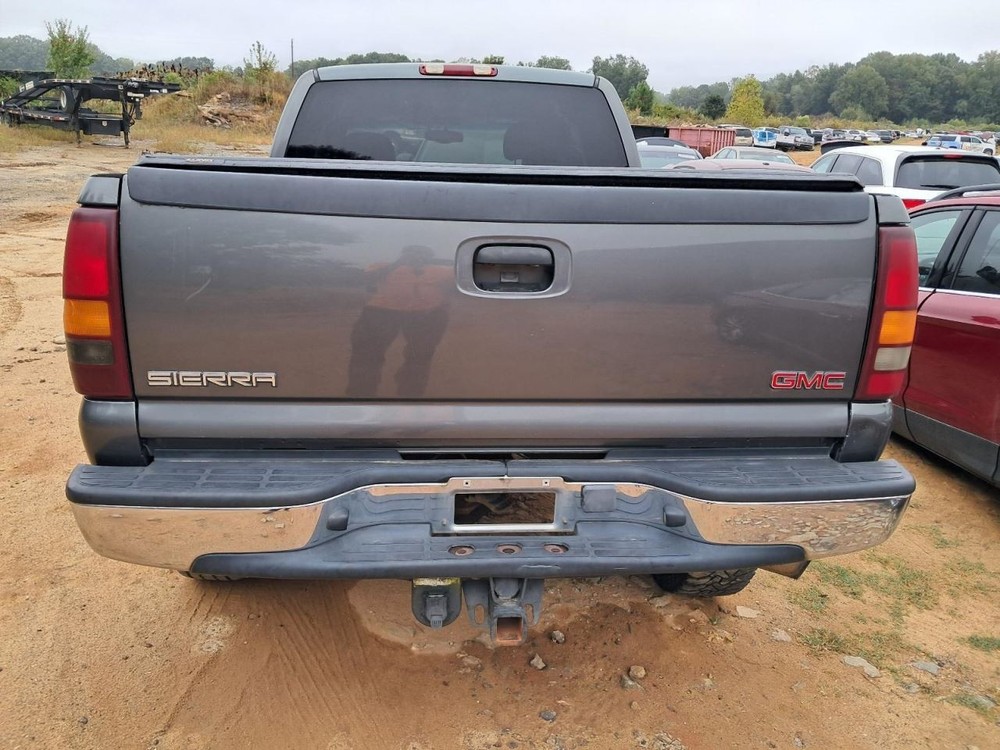 SIERRA250 2001 Glove Box 4803619