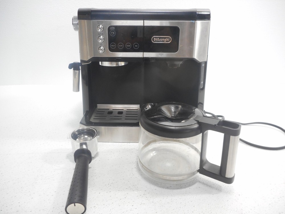 DeLonghi All-In-One Combination Coffee & Espresso Machine COM530M - USED READ