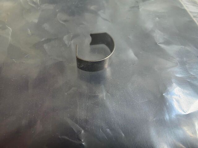 Genuine Volkswagen Spring 06M-145-635