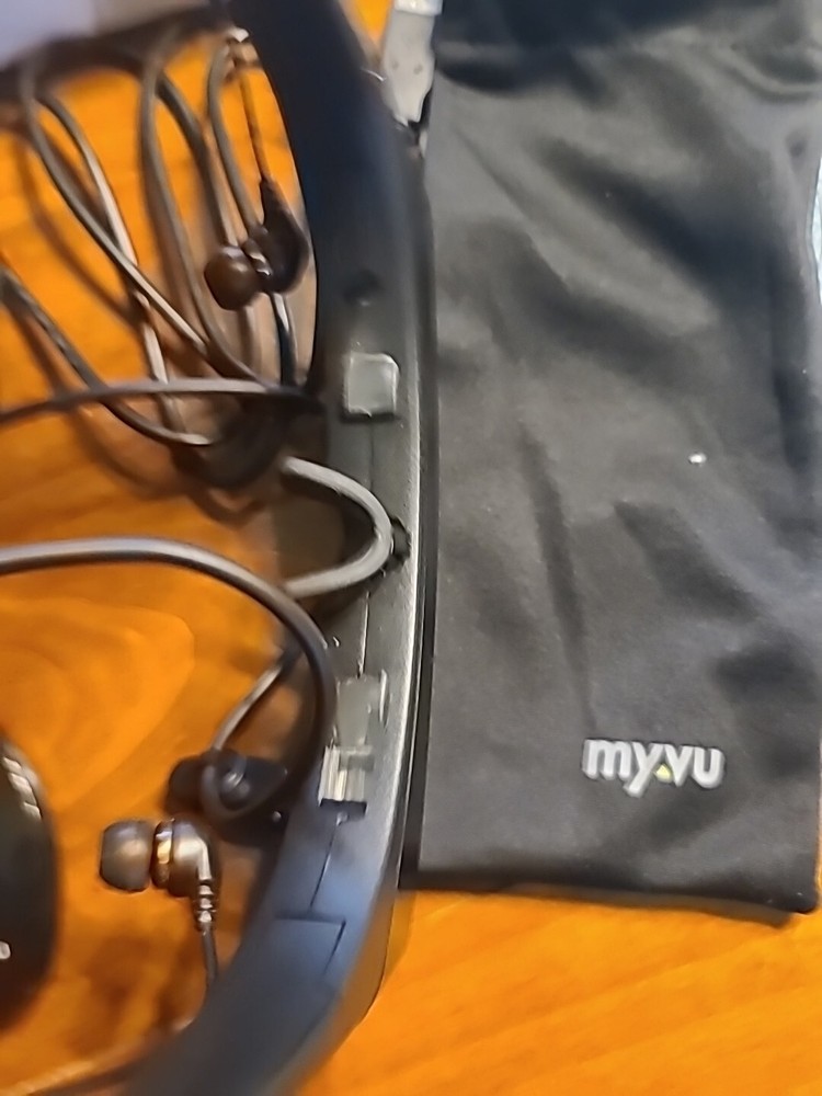 MyVu Solo PMV Personal Media Viewer Virtual for iPod