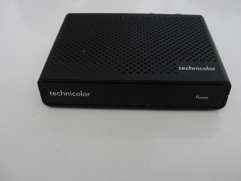 Technicolor DCI401MCS Converter With Remote. No Power Cable