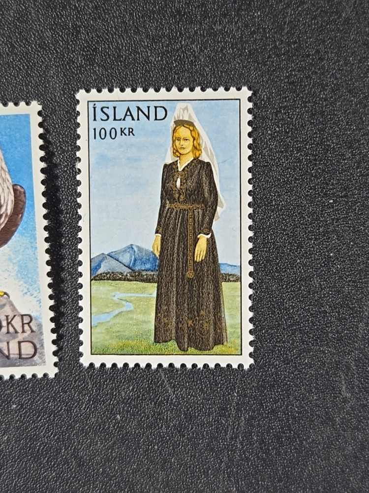 ICELAND Eagle, Maiden- Scott# 378, 379 complete - Mint, HINGED stk#KR