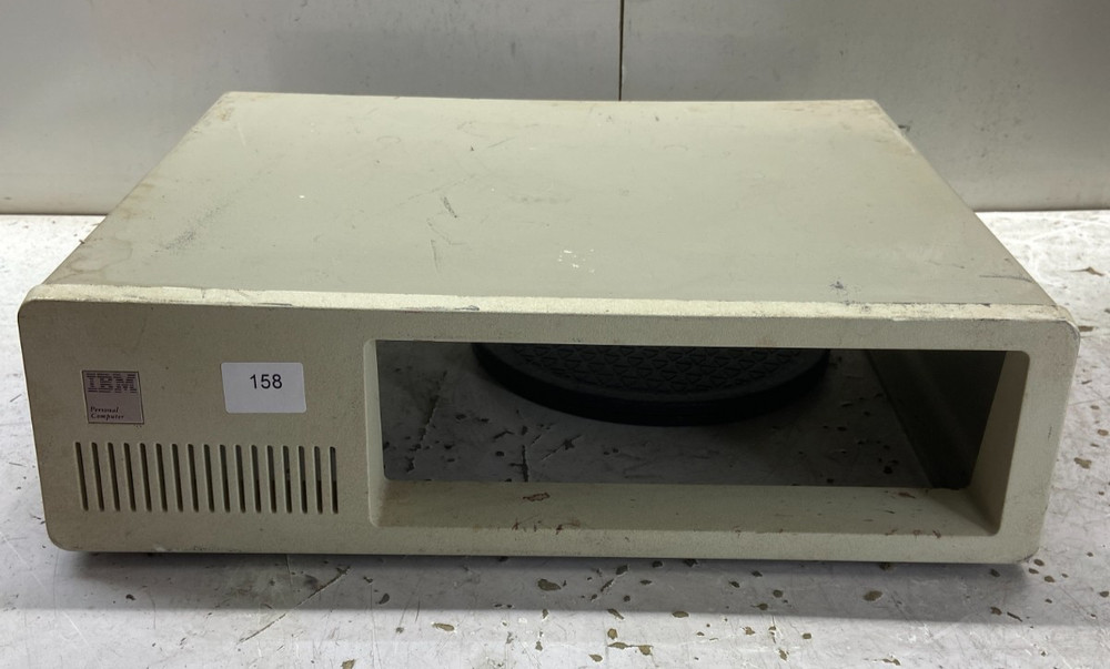 IBM Personal Computer Shell  Top Cover 0008914