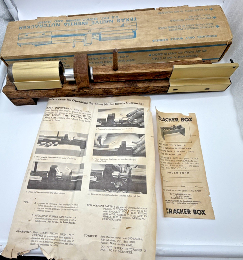 Vintage TEXAS NATIVE INERTIA NUTCRACKER MODEL #7141 Original Box & Instructions
