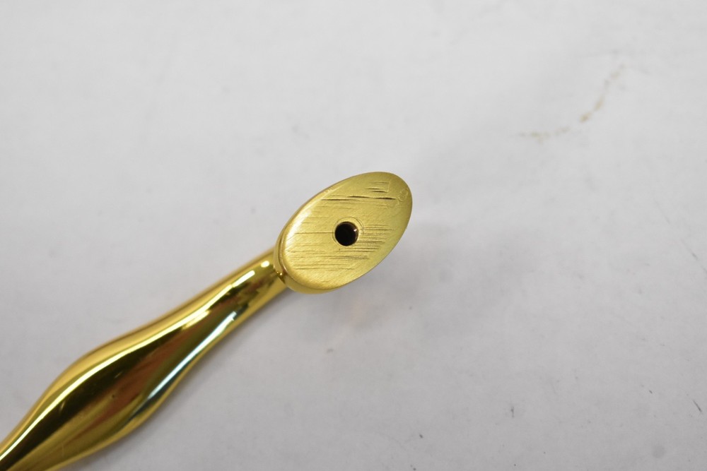 Matilda Go & Co Wave Handle Medium Brass Finish Wave Design 210mm w Hardware