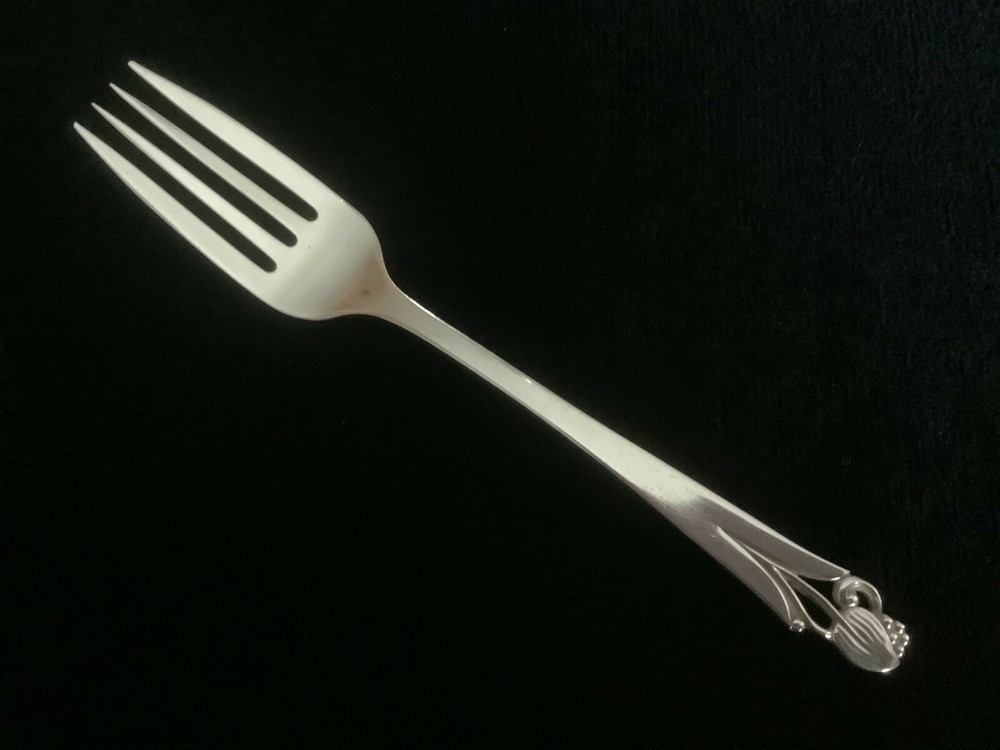 Frank Smith WOODLILY place fork(s)