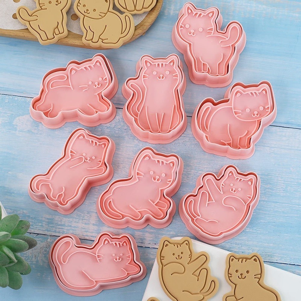 8 Piece Cat Cookie Cutters Set PP Plastic 3D Design for Home For Baking