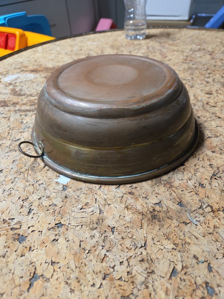 Vintage Copper Tin Lined Bowl Dish 9"x3" Handle Ring