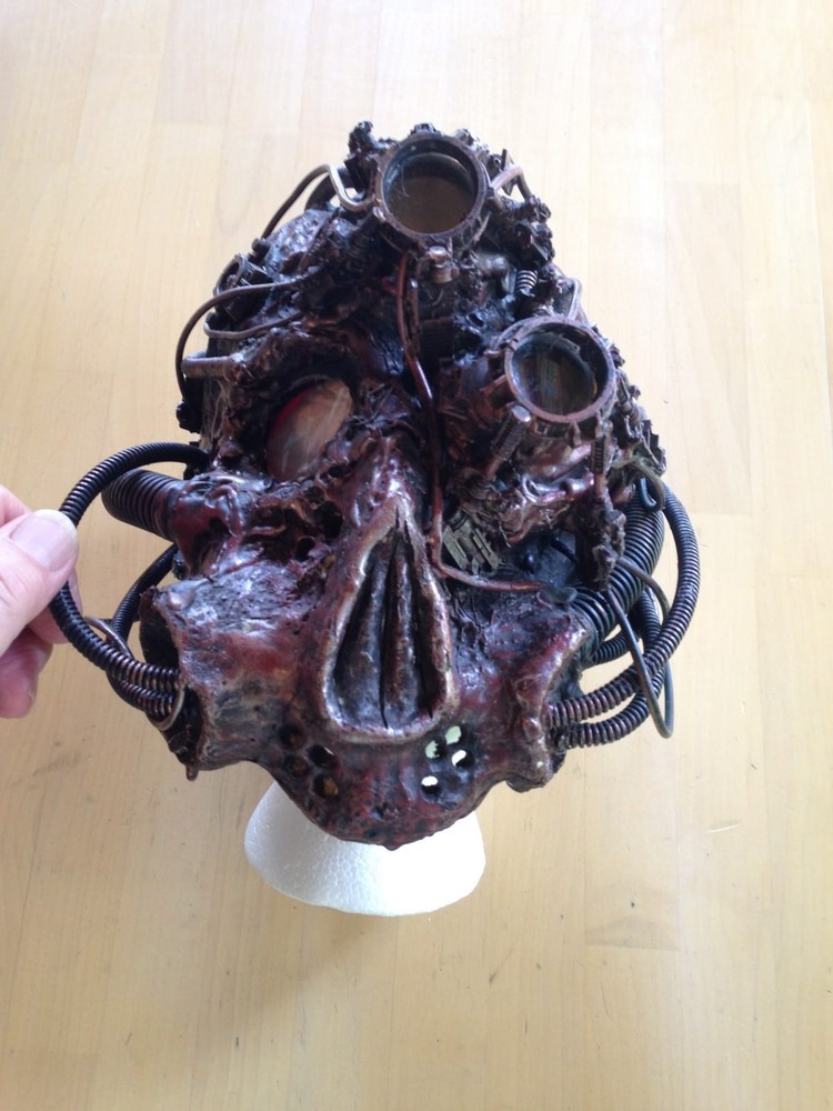 Borg Style Mask, Brown Resin