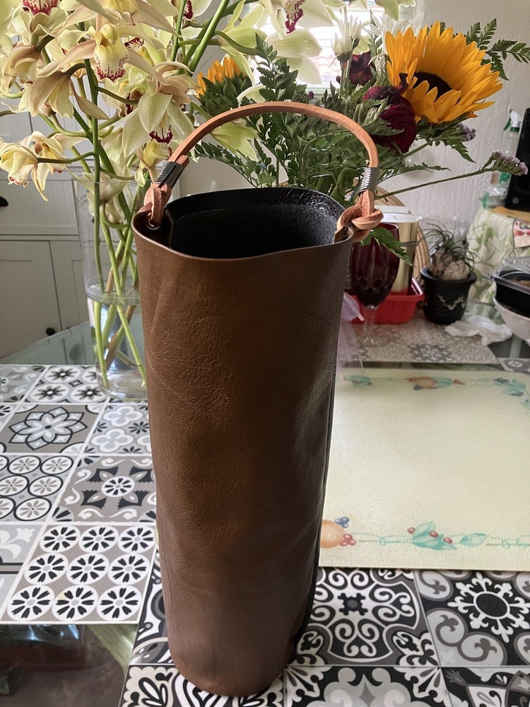 leather wine carrier bag