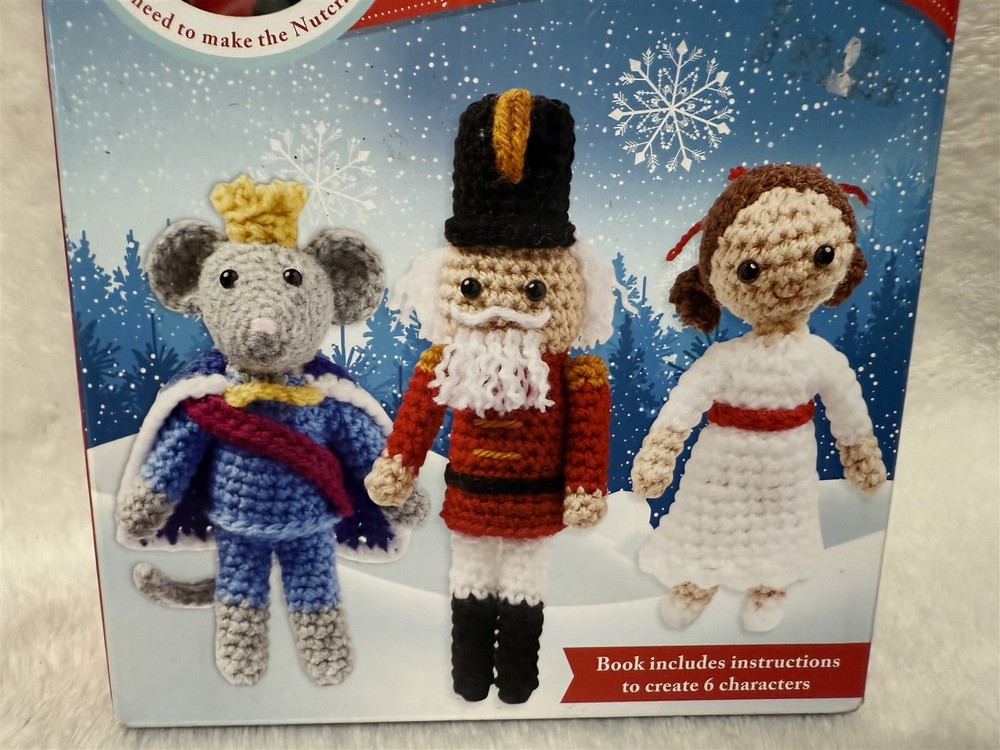 NEW NUTCRACKER CROCHET CHARACTERS KIT MAKES 6 DIFFERENT W/ BOOK
