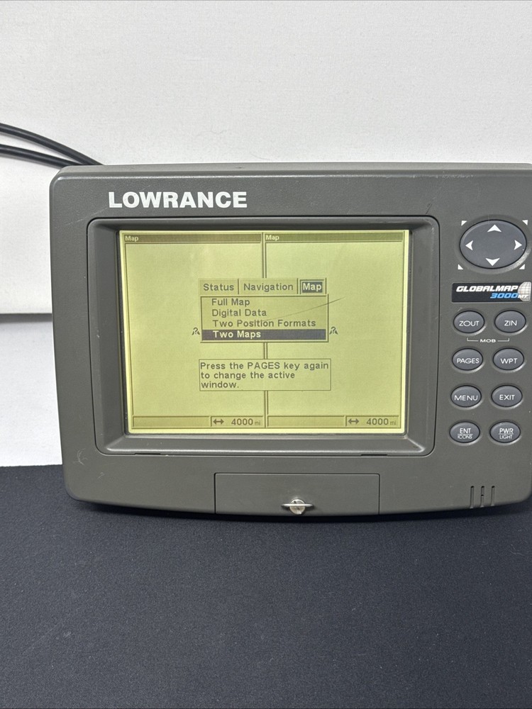Lowrance GlobalMap 3000MT GPS Chartplotter w/ Power Data Cord & Bracket *TESTED*