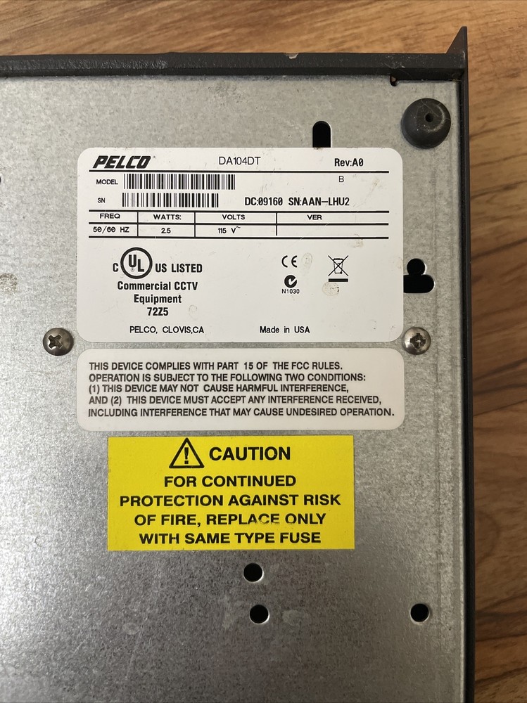 PELCO DA104DT VIDEO DISTRIBUTION AMPLIFIER