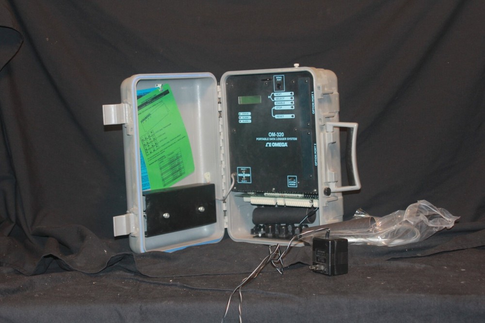 Omega Engineering OM 320 Portable Data Logger System Weatherproof