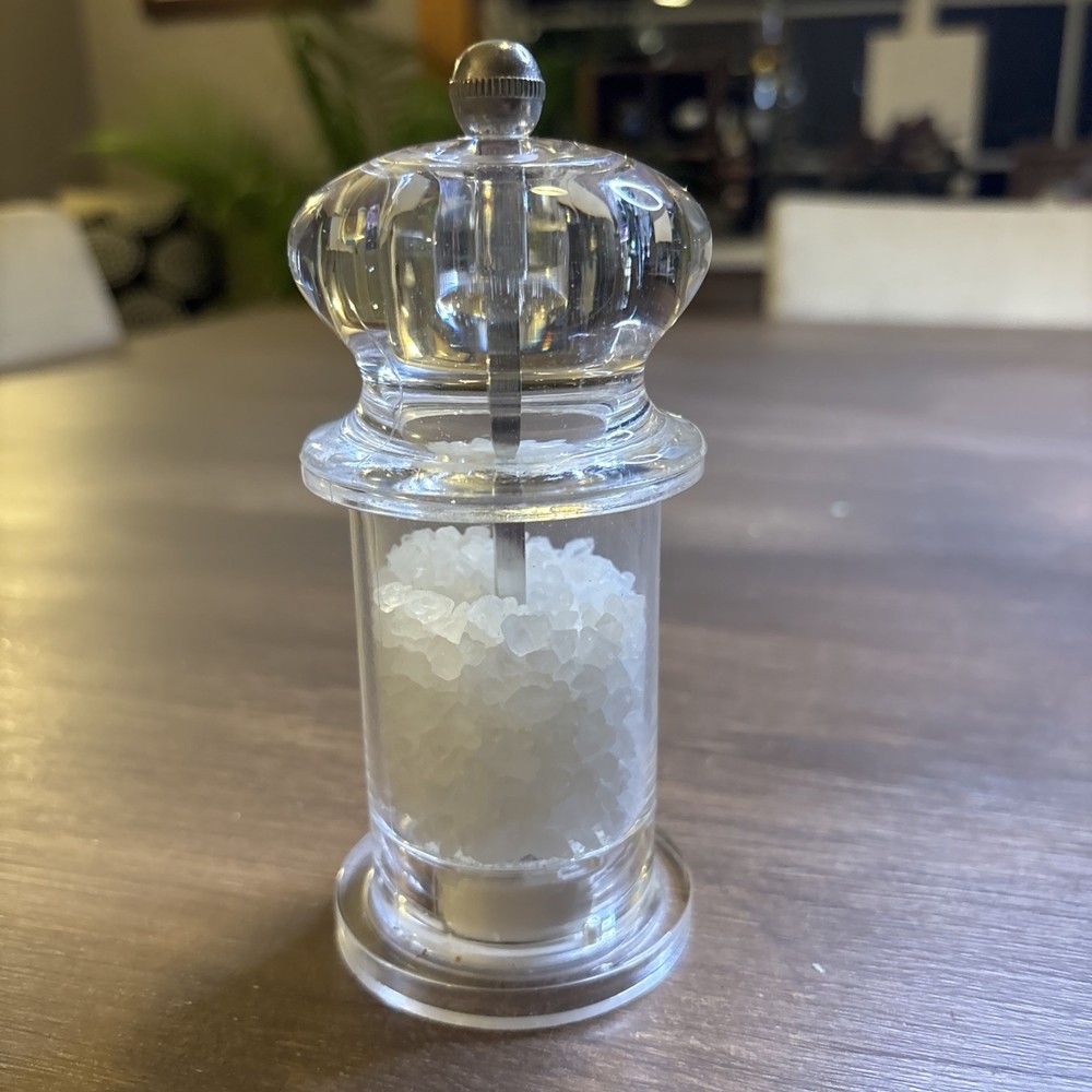 Trudeau 5” TRADITION Salt Mill, Clear