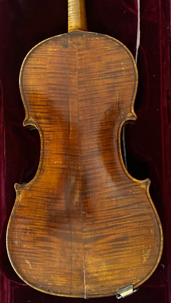 Mid 1800s German violin with Lions Head scroll