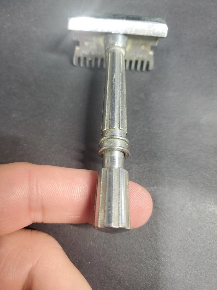 GEM Micromatic Open Comb Vintage Single Edge Safety Razor