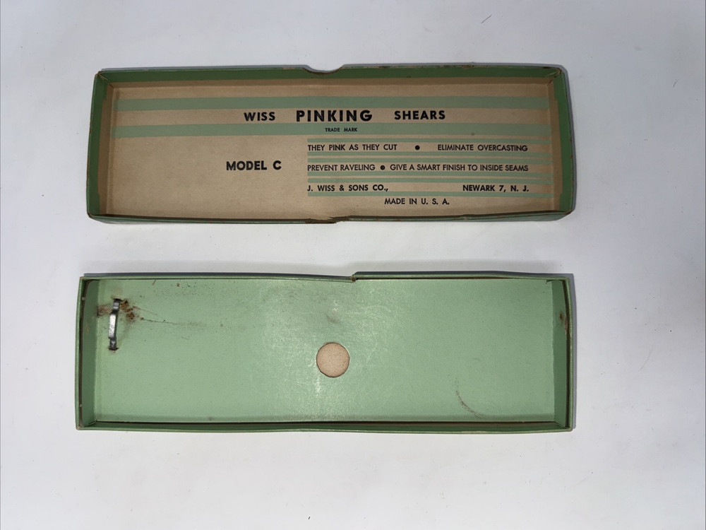 Vintage 9" Wiss Model CC9 Pinking Shears (Scissors) w/Box & Instructions