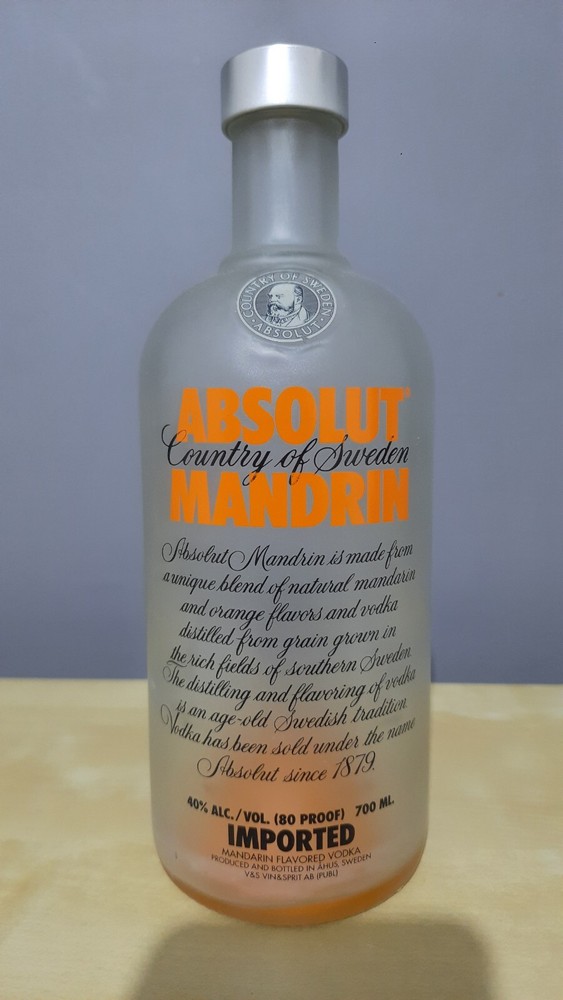 ABSOLUT VODKA MANDRIN 700ml EMPTY BOTTLE OLD EDITION