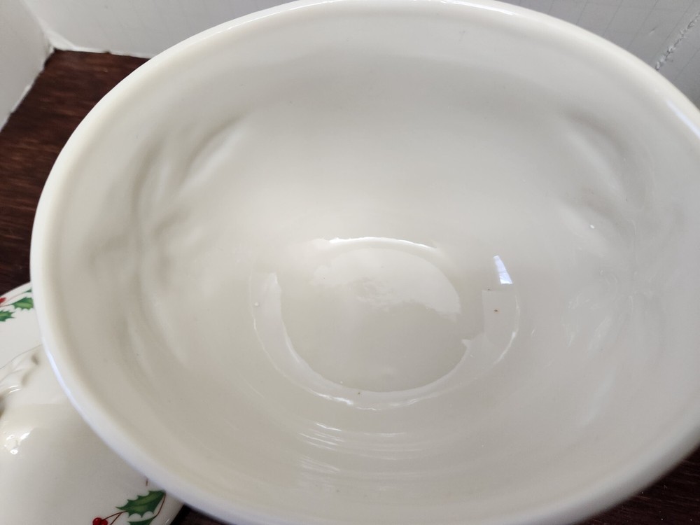 LENOX HOLIDAY DIMENSION COLLECTION COVERED CANDY DISH WITH BOX