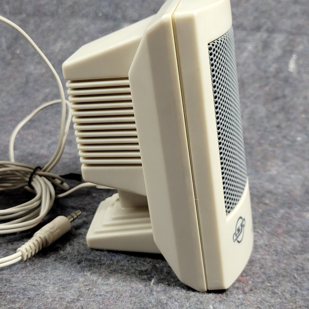 2 Multimedia Computer Speakers Smc 1311