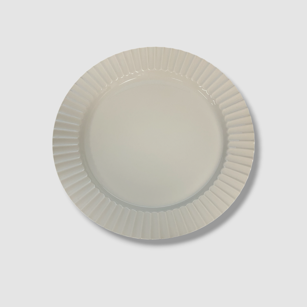 Hotel Collection Fluted Dinnerware Set Service for 4.- 12 Pc.