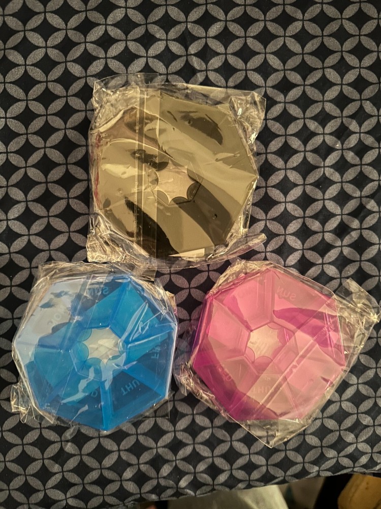 7 DAY PILL CASE - NEW - 3 PIECES