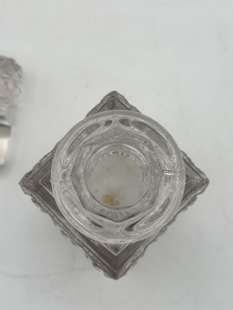 Daisy & Button Decanter Perfume EAPG 1880’s Slight Glow 10oz