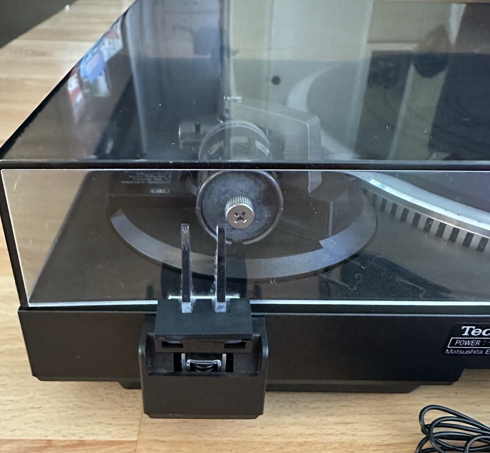 Technics SL-QD33 Fully Automatic Quartz Direct Drive Turntable Serviced Recapped