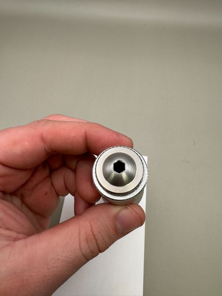 Center Flag PB Inline HPR-Gloss Silver