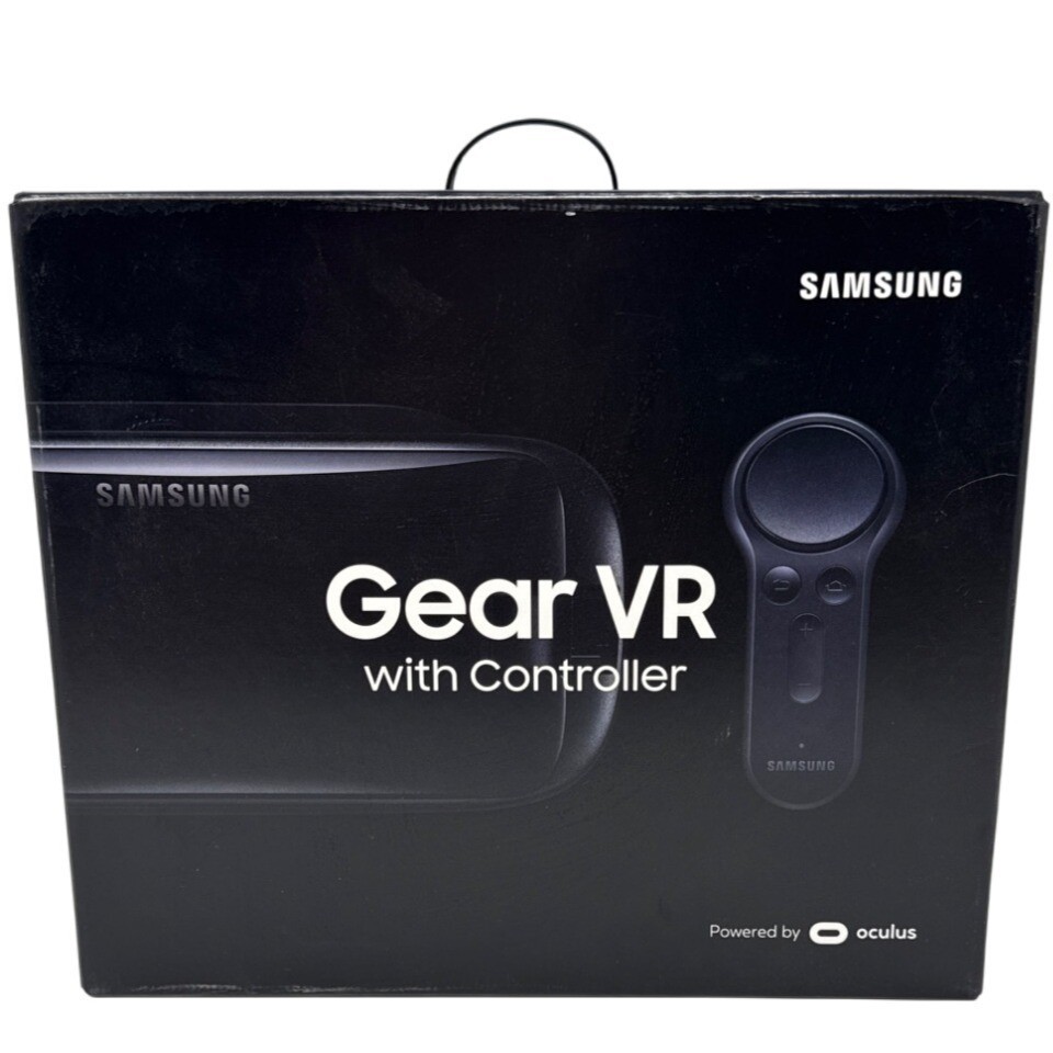 Samsung Gear VR with Controller Powered by Oculus Immersive 360° Experience