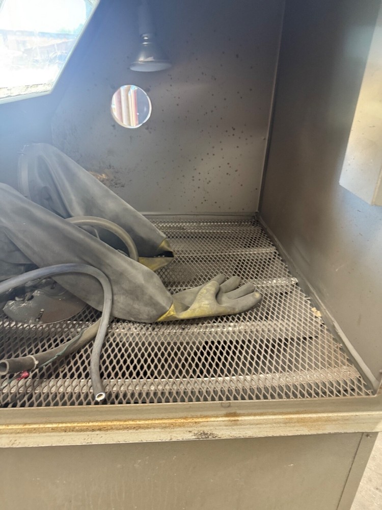 Skat Blast Sandblast cabinet