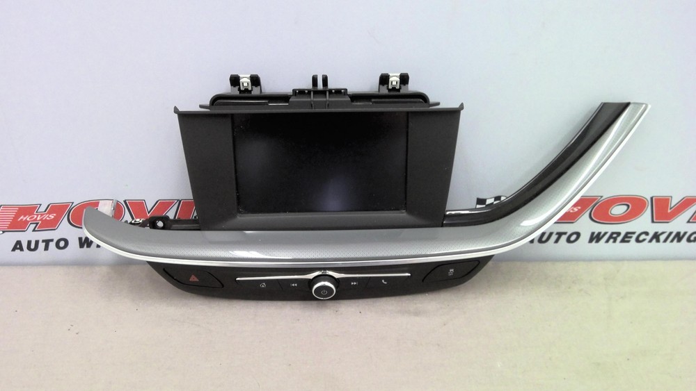 2018 Buick Regal Radio Display Screen W/ Control Panel