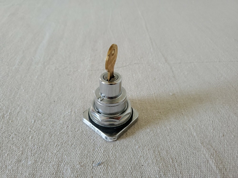 Siemens 52SC6BH Keyed Selector Switch 501CH