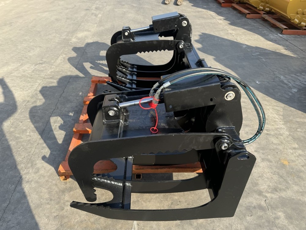 Skid Steer Loader Grapple Rake 2136 mm (84 in)