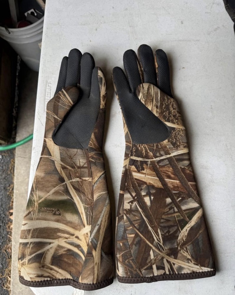 Gauntlet Hunting Gloves