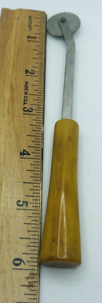 Vintage Bakelite Dritz 6” Tracing Wheel Butterscotch Handle Sewing Pattern Tool
