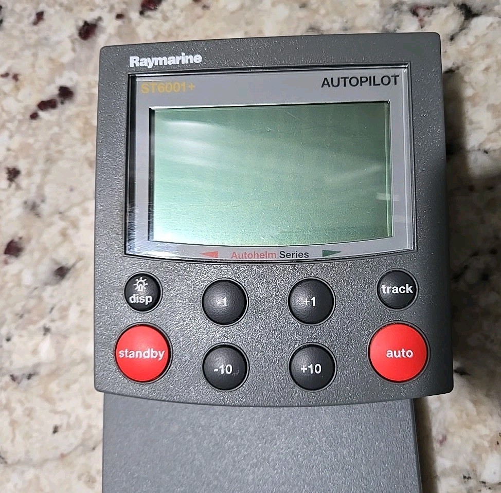 Raymarine ST6001 + Plus E12098 SmartPilot Autopilot Display Head Controller