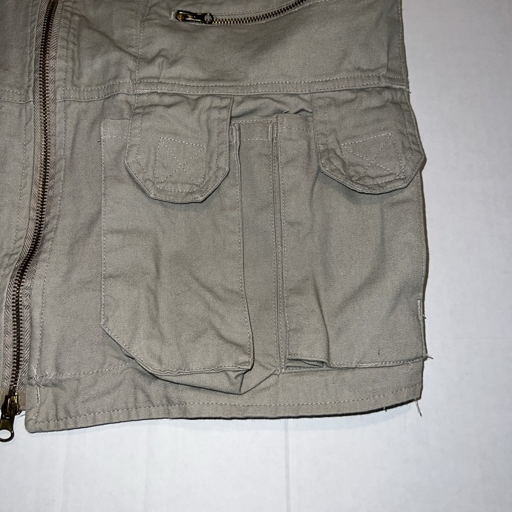 U.S. Spec Tactical Tan Multi Pocket All-Weather Vest Medium