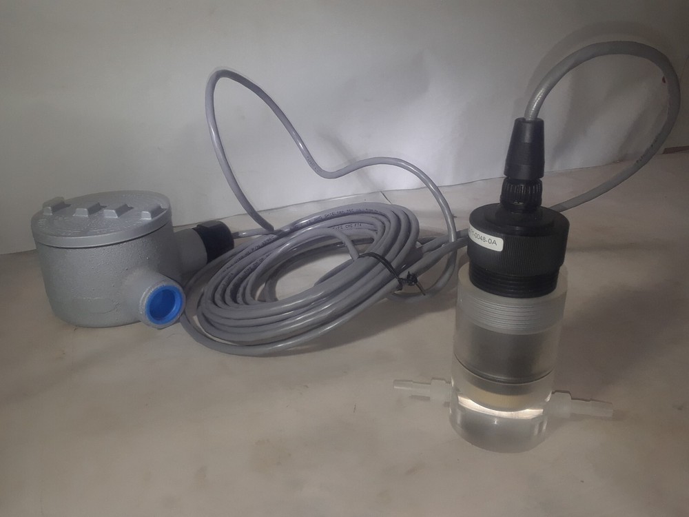 Wet Hydrogen Gas Sensor w/25' Cable & Transmitter In Appleton Explosion Proof