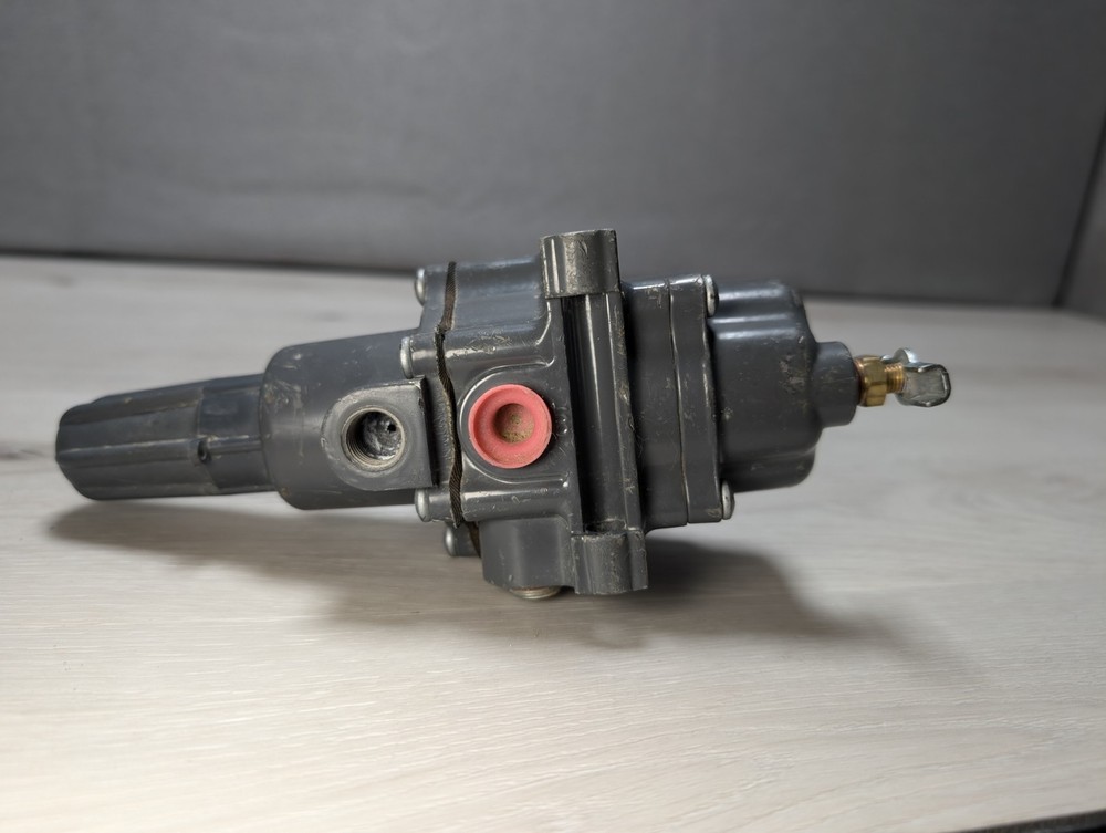 FISHER Type 67CF Pressure Regulator Max Supply 250 PSI